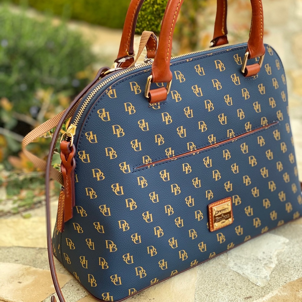 NWT Dooney&Bourke zip zip top Satchel signature - Picture 2 of 8